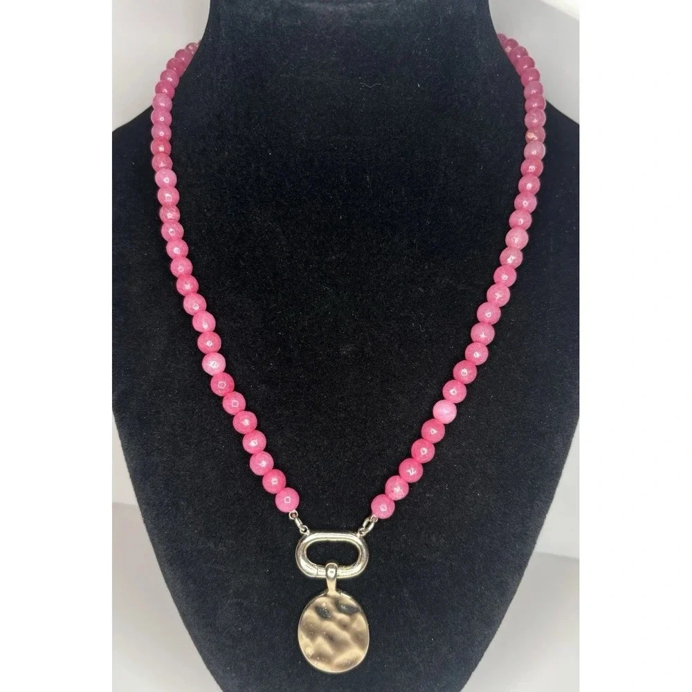 J Crew Necklace Faceted Rose Colored Rondelle Beads Gold Hammered Metal Pendant